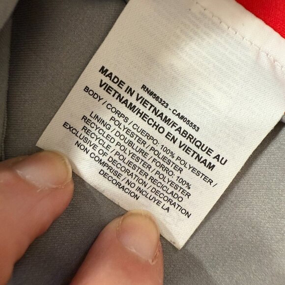 Nike Shield Flash Running Jacket Women M Red Gray Hooded Reflective 619026 - Picture 7 of 16